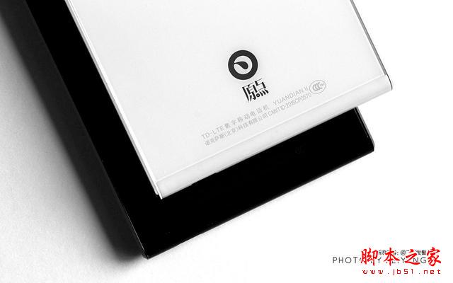 原点手机Ⅱ代---黑&白简约之美「图赏」