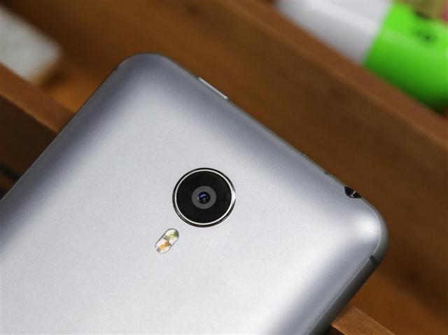 视觉震撼操作舒适 超高屏占比手机推荐