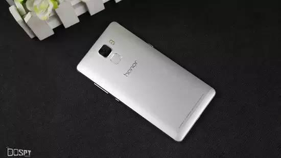 全面进化的新旗舰：华为旗舰7终极详评