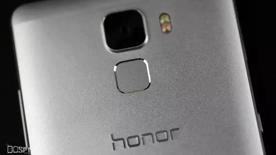 全面进化的新旗舰：华为旗舰7终极详评