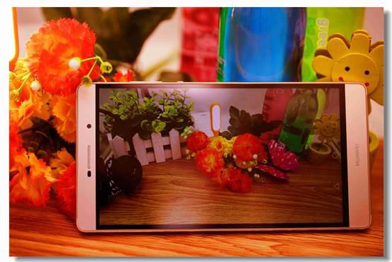 一机多能工作娱乐两不误，看华为P8max轻商务风范