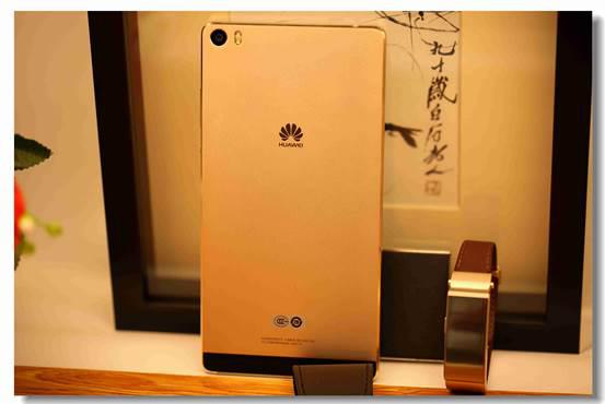 一机多能工作娱乐两不误，看华为P8max轻商务风范