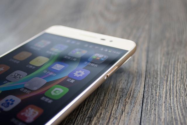 时尚外观+指纹识别，酷派锋尚Pro小体验