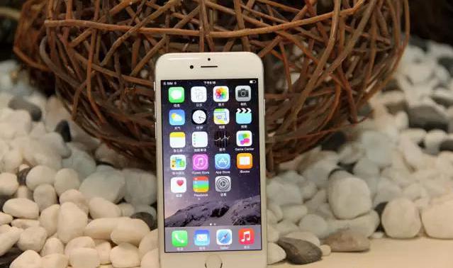 金属材质手机大盘点   总有一款是你所爱