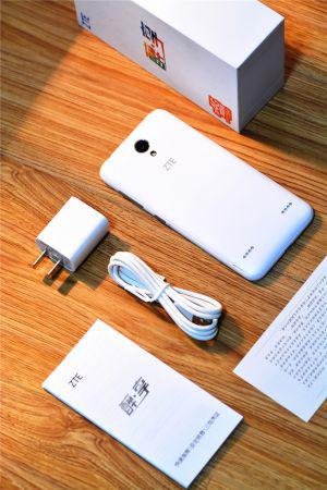 中兴醉享评测 为拍摄分享而生