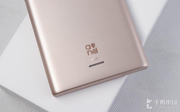 中国移动A1评测：超值四核双卡4G手机