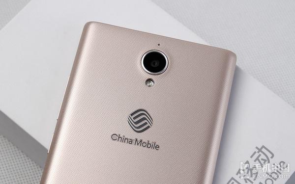 中国移动A1评测：超值四核双卡4G手机