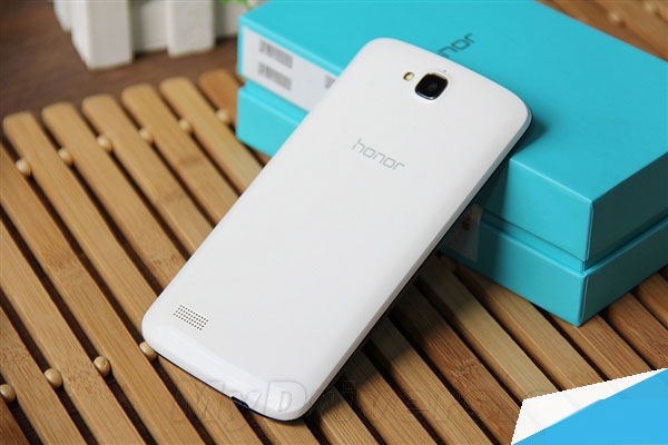 只要599元！华为荣耀3C畅玩版图赏