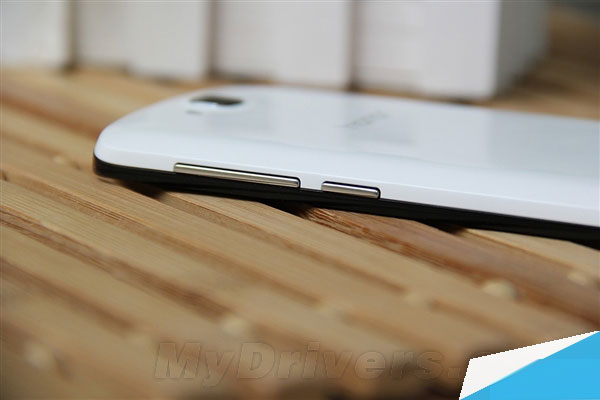 只要599元！华为荣耀3C畅玩版图赏