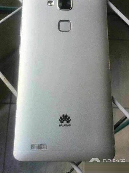 比魅族MX4边框还窄 华为Mate 7真机图片曝光