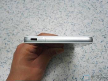 良好手感/指纹识别 纽曼纽扣CM810深度测评