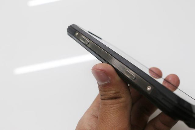 霸气智能三防手机——青橙VOGA V1测评