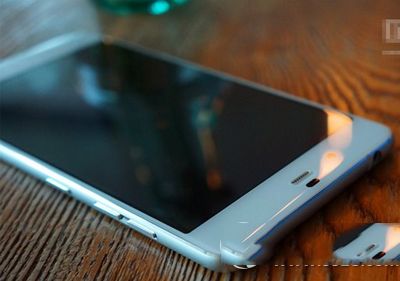 努比亚my布拉格怎么样 努比亚my布拉格上手体验评测1