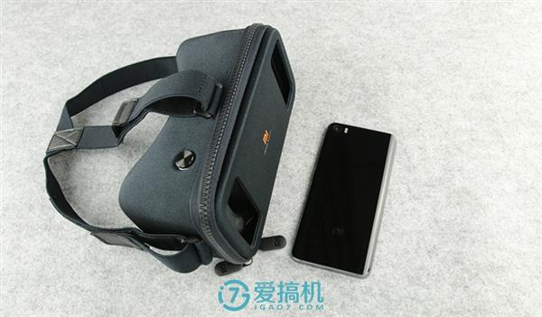 小米VR眼镜玩具版体验:年轻人的第一款VR?
