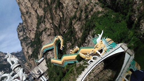 中兴AXON拍照体验：细节和弱光表现好 