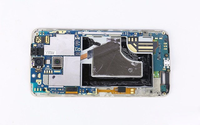 中兴AXON天机拆机图解11