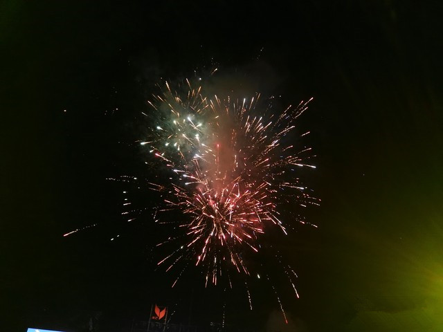 华为麦芒4评测:中端手机市场狙击手 