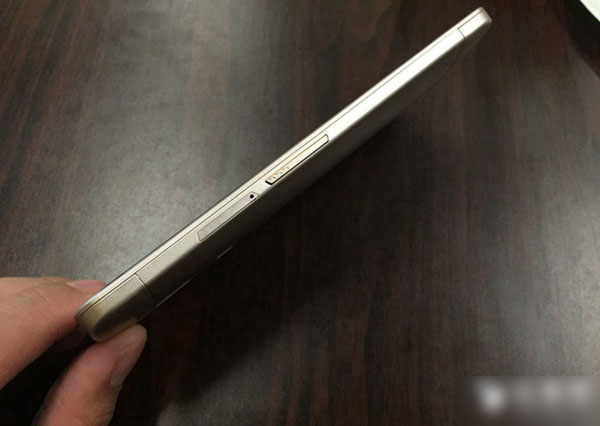 中兴AXON怎么样 中兴AXON全面评测