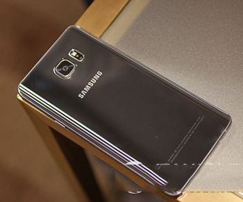 三星note5手机怎么样 三星note5手机上手体验图赏4