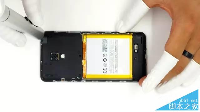 魅族魅蓝2完全拆解：成本控制下的良心之作！