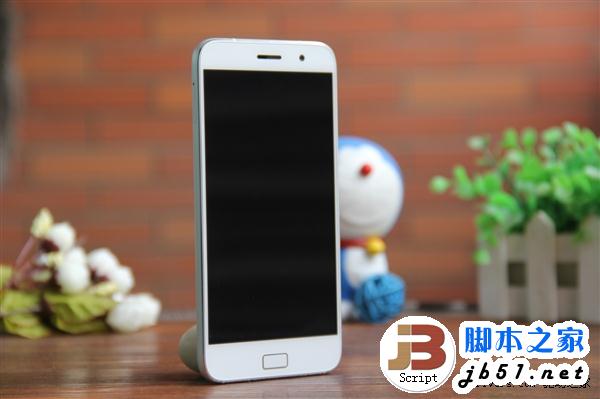 1799元ZUK Z1对比图赏：iPhone 6醉了
