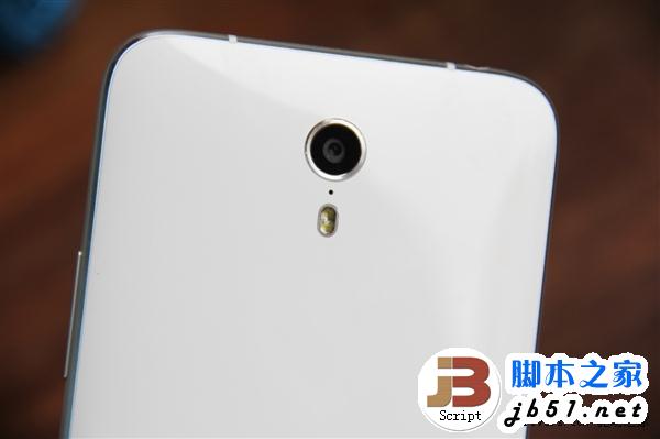 1799元ZUK Z1对比图赏：iPhone 6醉了