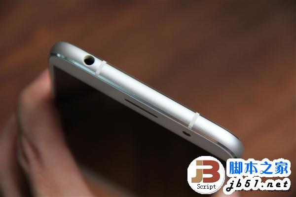 1799元ZUK Z1对比图赏：iPhone 6醉了