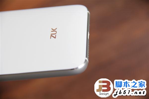1799元ZUK Z1对比图赏：iPhone 6醉了