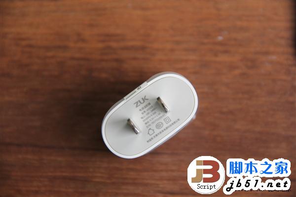 1799元ZUK Z1对比图赏：iPhone 6醉了