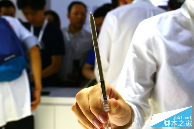 三星Galaxy Note5上手速评:机皇依旧 