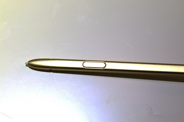 三星Galaxy Note5上手速评:机皇依旧 