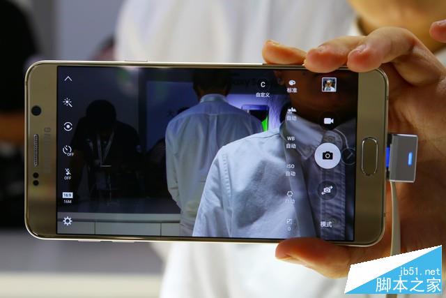 三星Galaxy Note5上手速评:机皇依旧 
