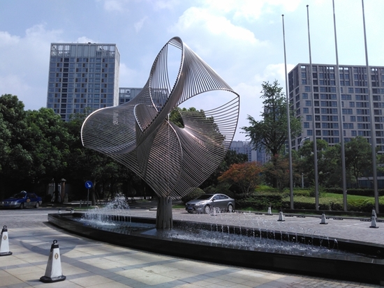 坚果手机评测：外观清新/细节优化到位