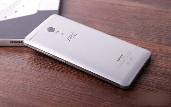 联想P1评测：长续航64位八核智能强机 