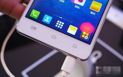 酷派K1联通4G版亮相 