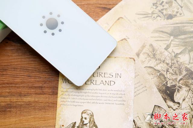 iPhone也能无线充电?WiPack无线充电移动电源真牛叉