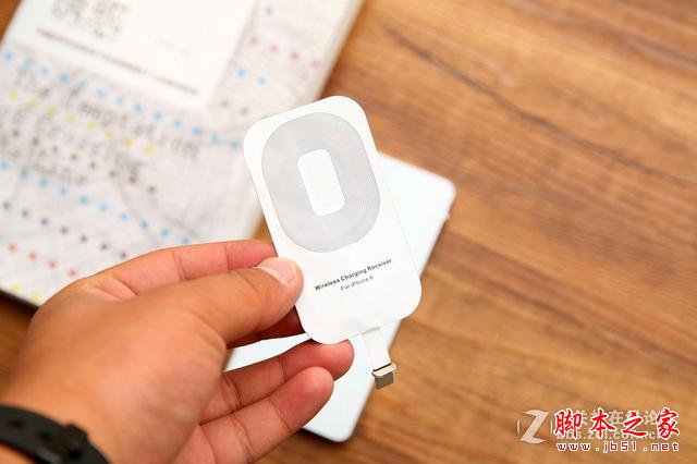 iPhone也能无线充电?WiPack无线充电移动电源真牛叉