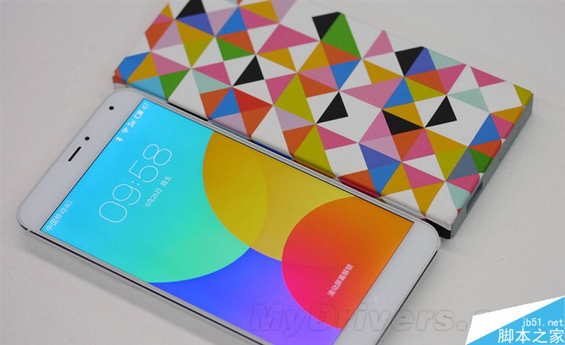 漂亮！白色版1799元魅族MX4真机拆解