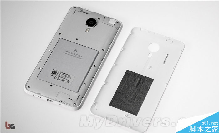 漂亮！白色版1799元魅族MX4真机拆解