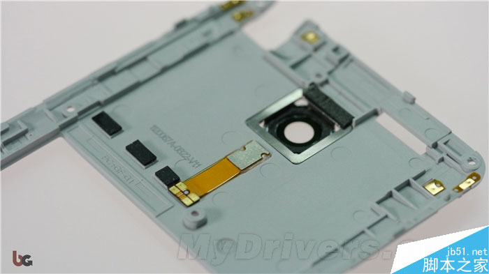 漂亮！白色版1799元魅族MX4真机拆解