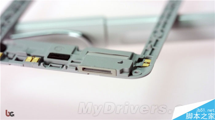 漂亮！白色版1799元魅族MX4真机拆解