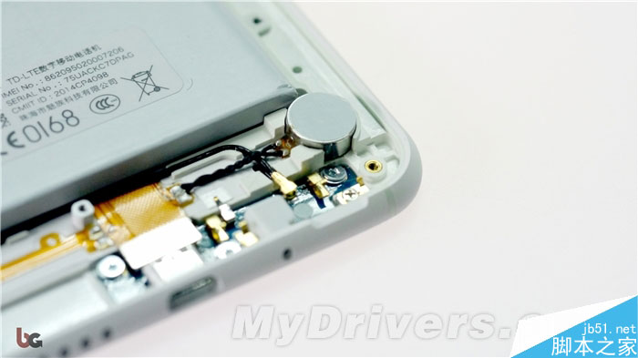 漂亮！白色版1799元魅族MX4真机拆解