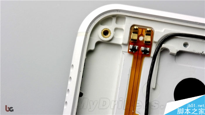 漂亮！白色版1799元魅族MX4真机拆解