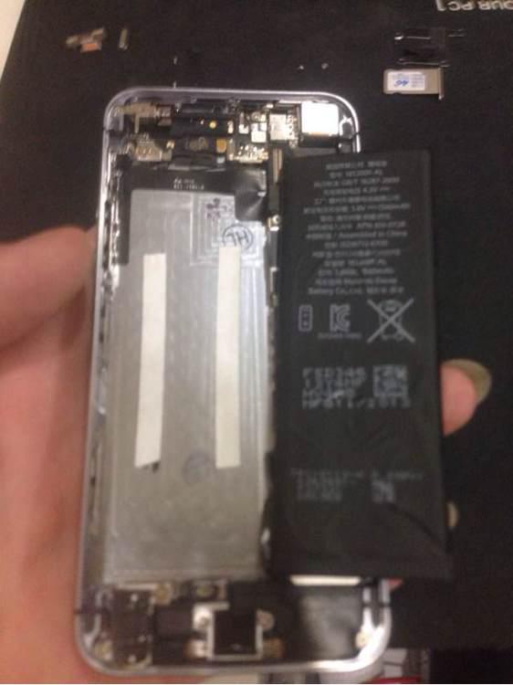 网友耗费一周时间：手工组装了一台iPhone5s 太炫了！