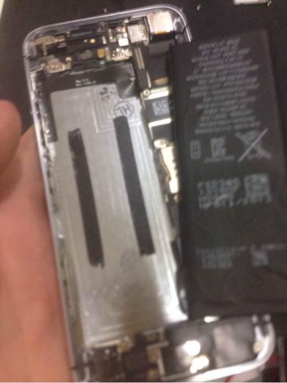 网友耗费一周时间：手工组装了一台iPhone5s 太炫了！