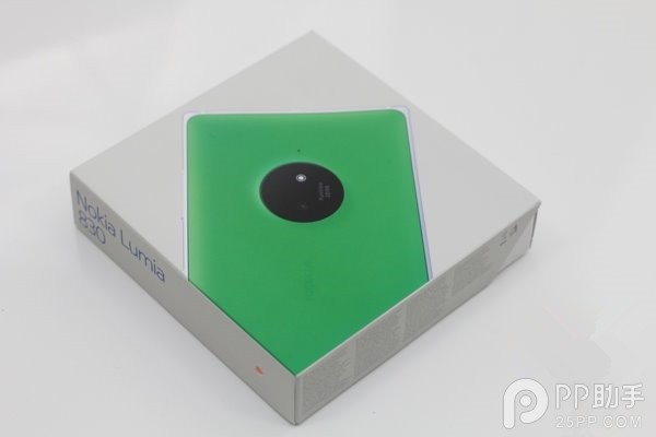 诺基亚Lumia830开箱上手初体验