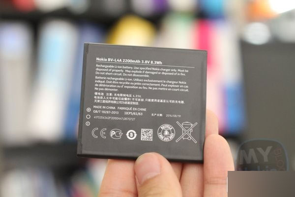 诺基亚Lumia830开箱上手初体验