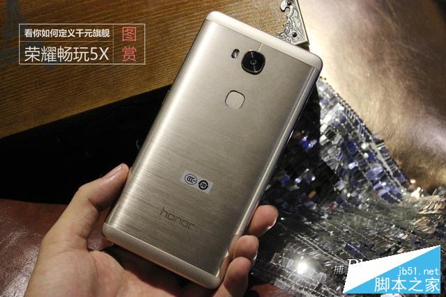 红米魅蓝都卖不下去了! 千元新霸主荣耀畅玩5X纯美图赏
