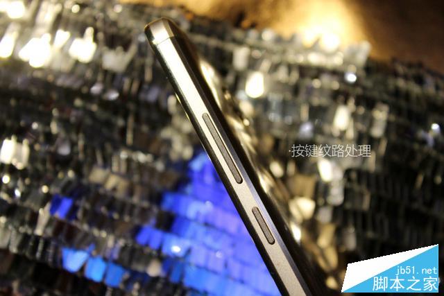 红米魅蓝都卖不下去了! 千元新霸主荣耀畅玩5X纯美图赏