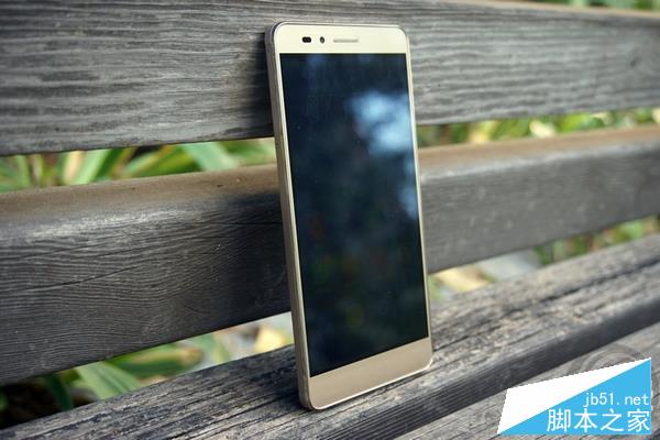 3GB内存！荣耀畅玩5X评测：千元大杀器